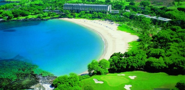 Say Aloha To The Mauna Kea Beach Hotel And Seaside Tennis Club | TENNIS